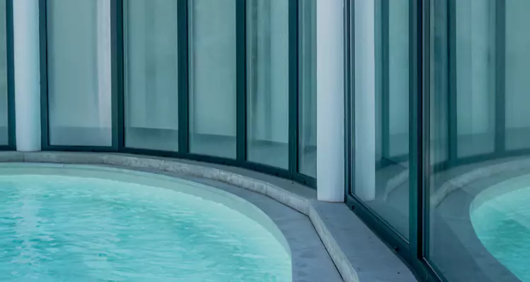 Repair Polyester Screen for Pool Enclosure in Winter Springs, FL