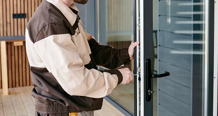 Fix Patio Screen Door Rollers in Winter Springs, FL
